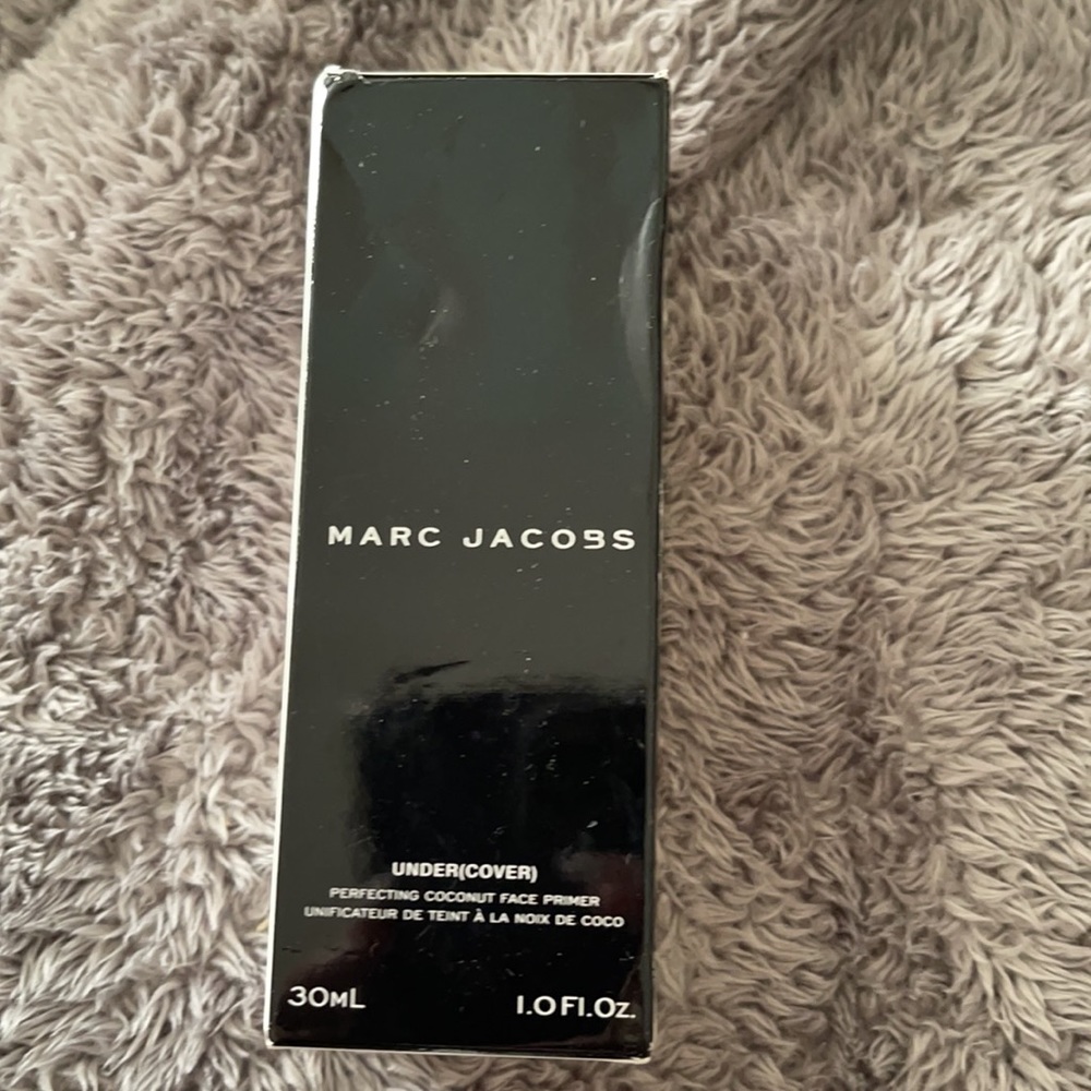 Marc Jacobs 30 Invisible Under(cover) Perfecting Coconut Face Primer - Picture 6 of 7